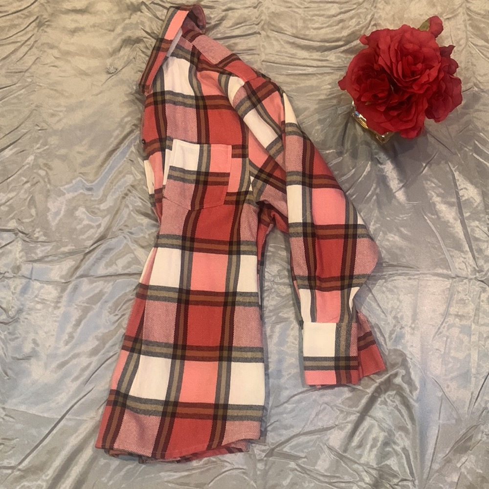 🌹Zara •  Bold Pleated Plaid Button Down Long Sleeve Shirt •